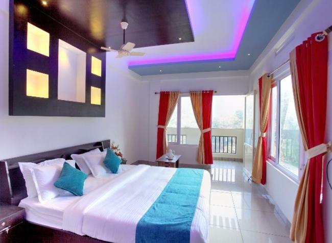 Blossom Hill Munnar Hotel Devikolam Екстериор снимка